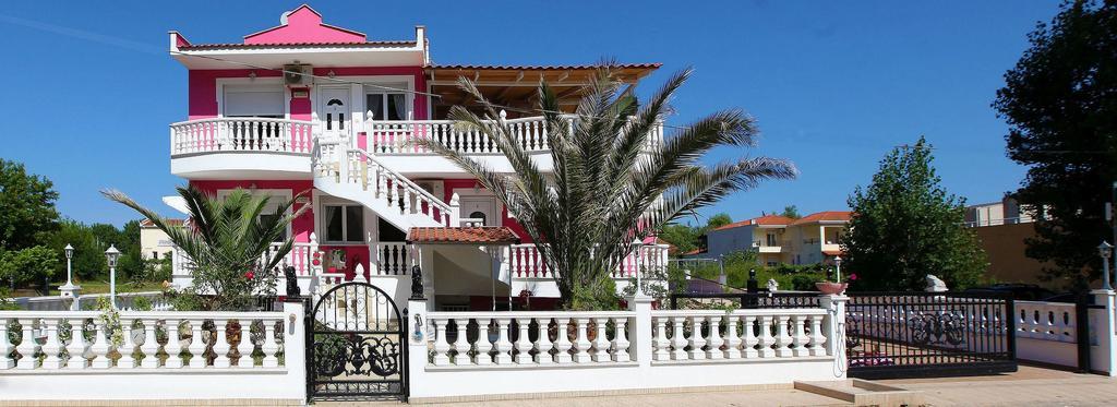 Nereids Apartments And Studios Chrysi Ammoudia Extérieur photo