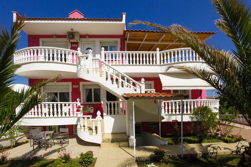 Nereids Apartments And Studios Chrysi Ammoudia Extérieur photo