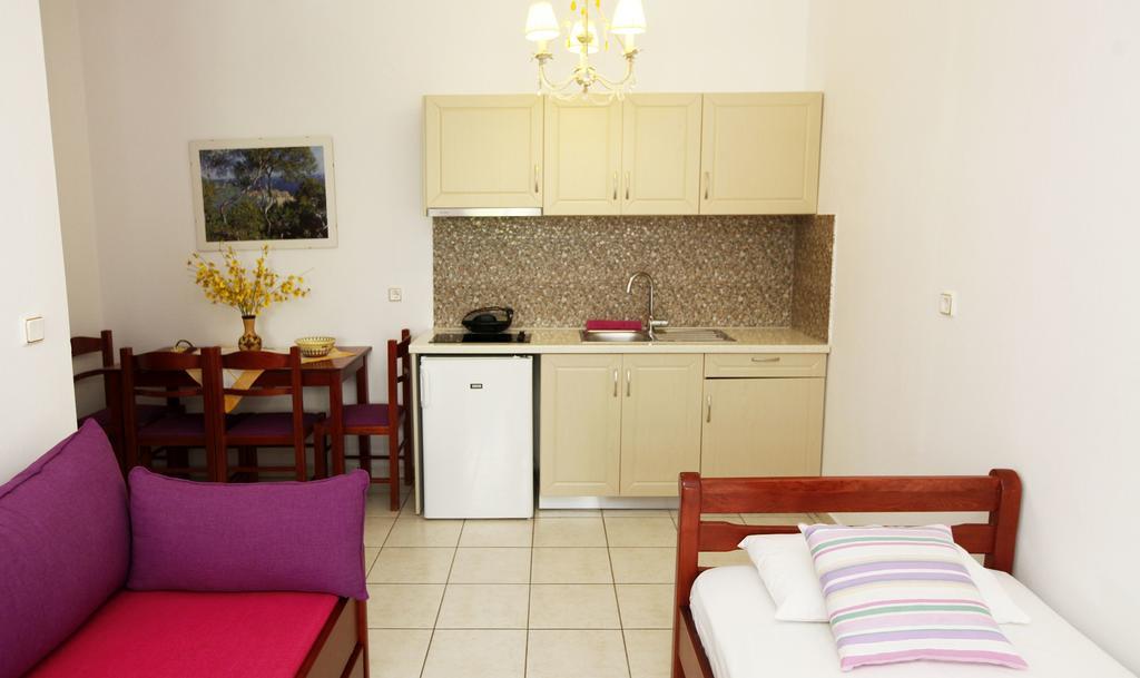 Nereids Apartments And Studios Chrysi Ammoudia Extérieur photo